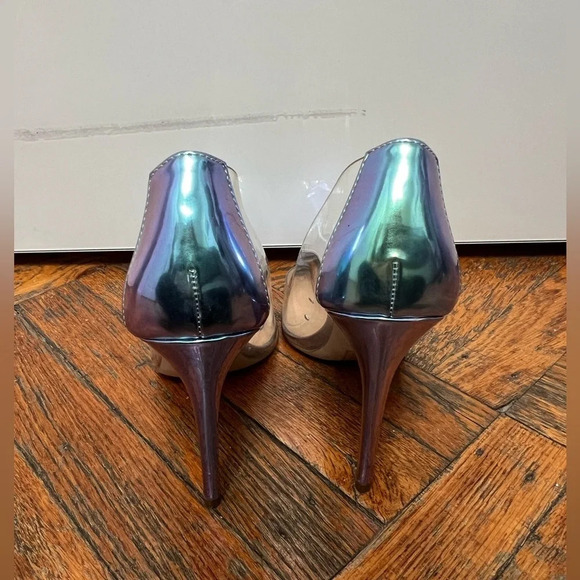 Call it spring heels - Picture 4 of 5